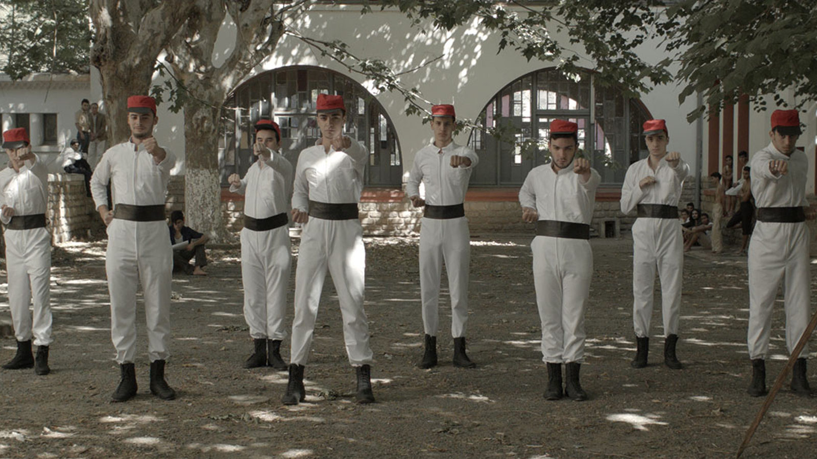 Le-fort-des-fous-1600x900-c-default